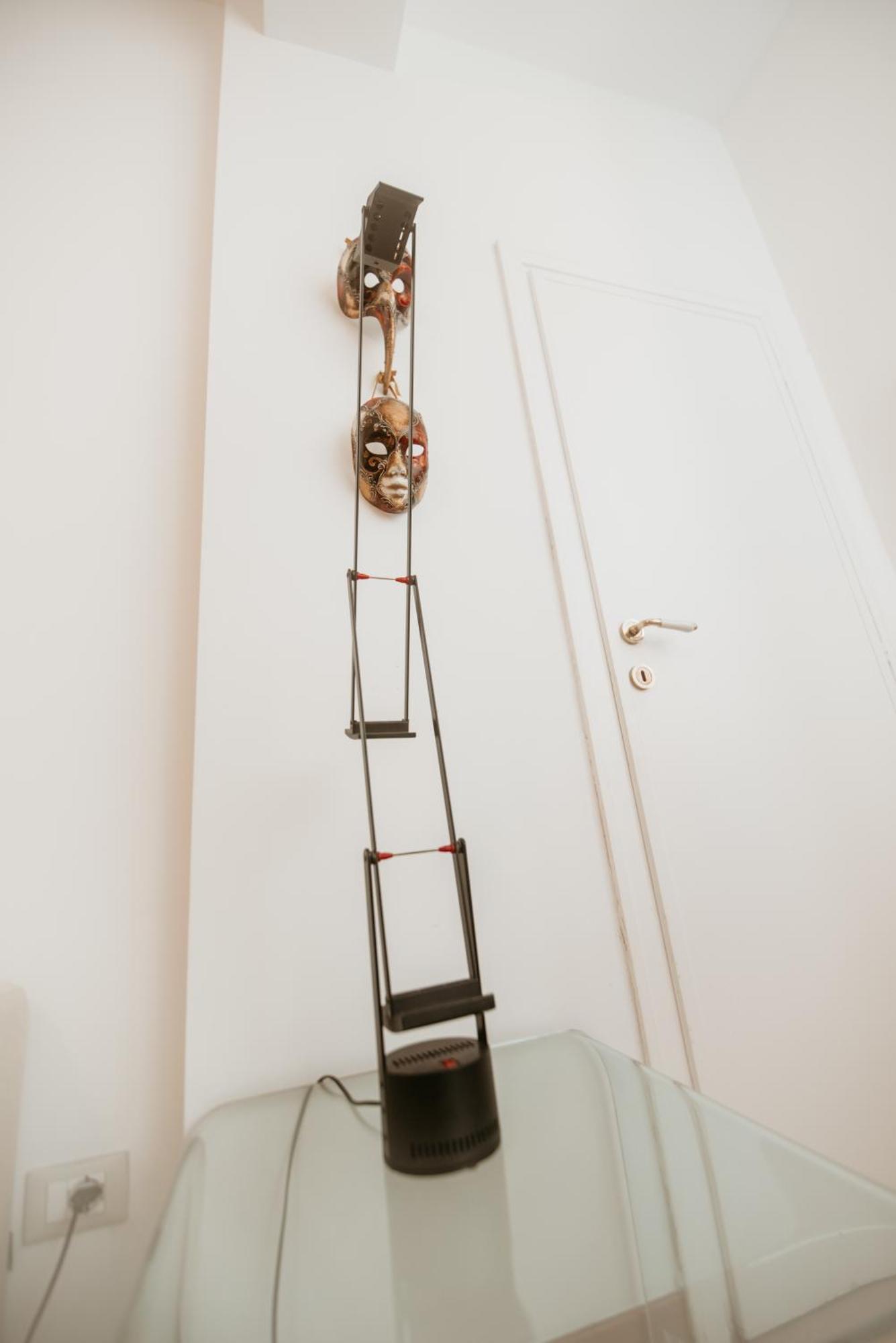 Hill - Exclusive Use Apartment Rom